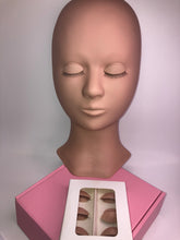Load image into Gallery viewer, Mannequin Head with Removable Eyelids